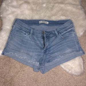 Abercrombie jean shorts in light wash